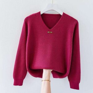 V-shape comfortable sweater